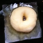 クッキングシートの上で揚げる